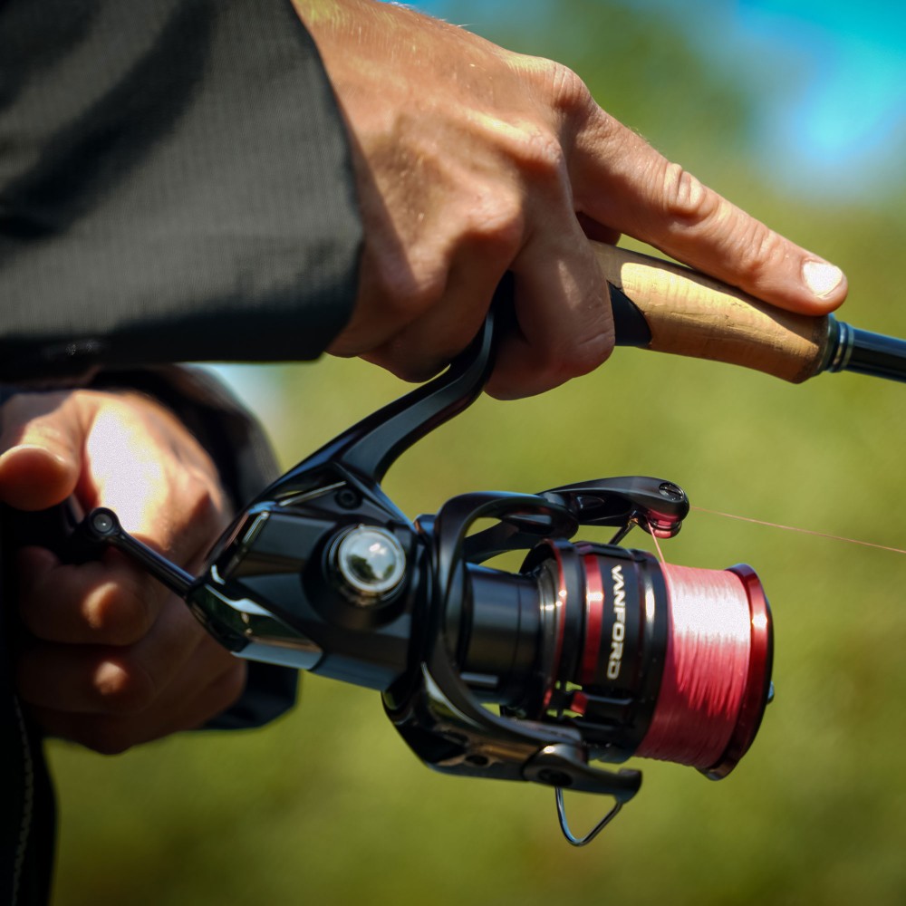 Shimano Vanford - Spinnrolle 4000MHG - 165m/ 0,25mm - 5,8:1 - 215g
