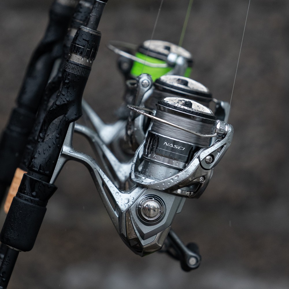 Shimano Nasci FC - Spinnrolle C2000S - 205g - 0,14mm/145m