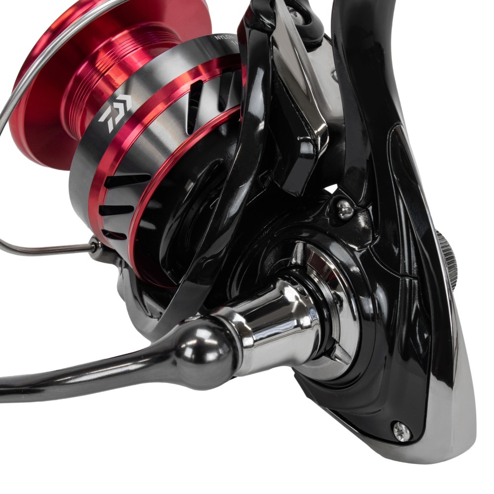 Daiwa Ninja LT Spinnrolle 1000 - 150m/ 0,14mm - 5,2:1 - 210g