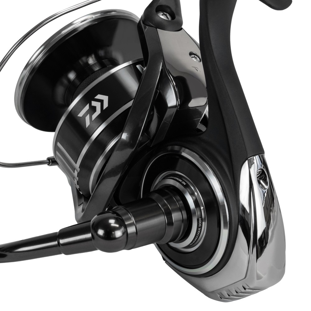 Daiwa BG MQ Pilkrolle 10000-H - 300m/ 0,37mm - 5.7:1 - 640g