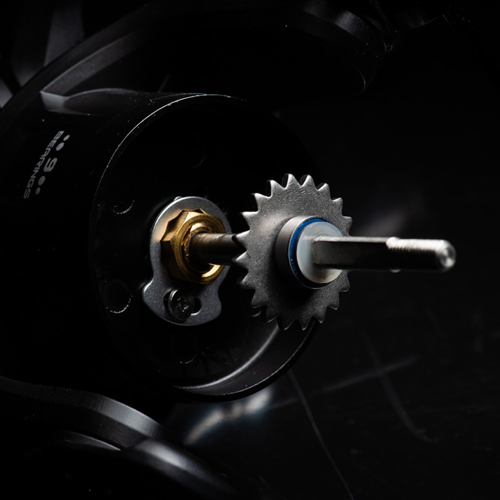 Savage Gear SGS8 - Meeresrolle 6000 FD