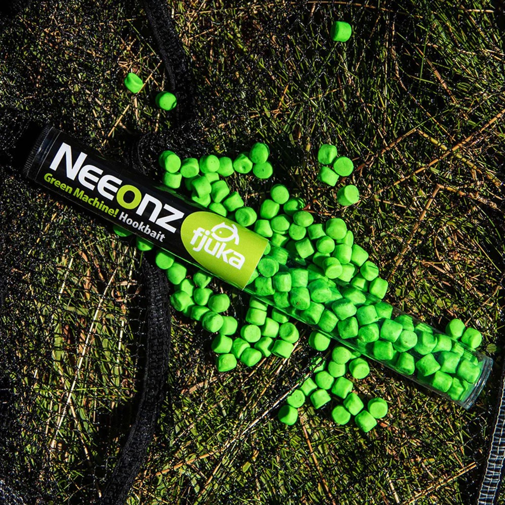 Fjuka Neeonz - Hyper-Fluoro Hakenköder 7mm - Green Machine