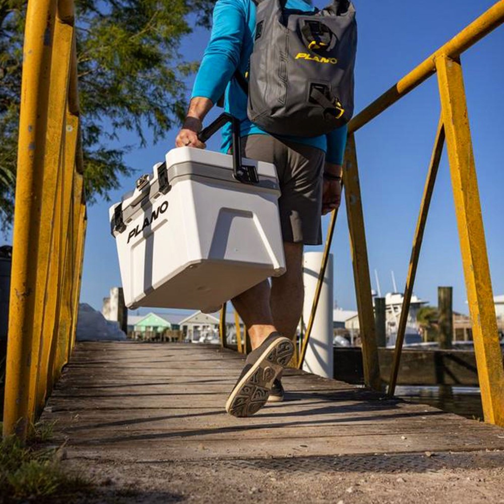 Plano Frost - Kühlbox 21QT - 50,8 x 38,7 x 36,3cm - 21l