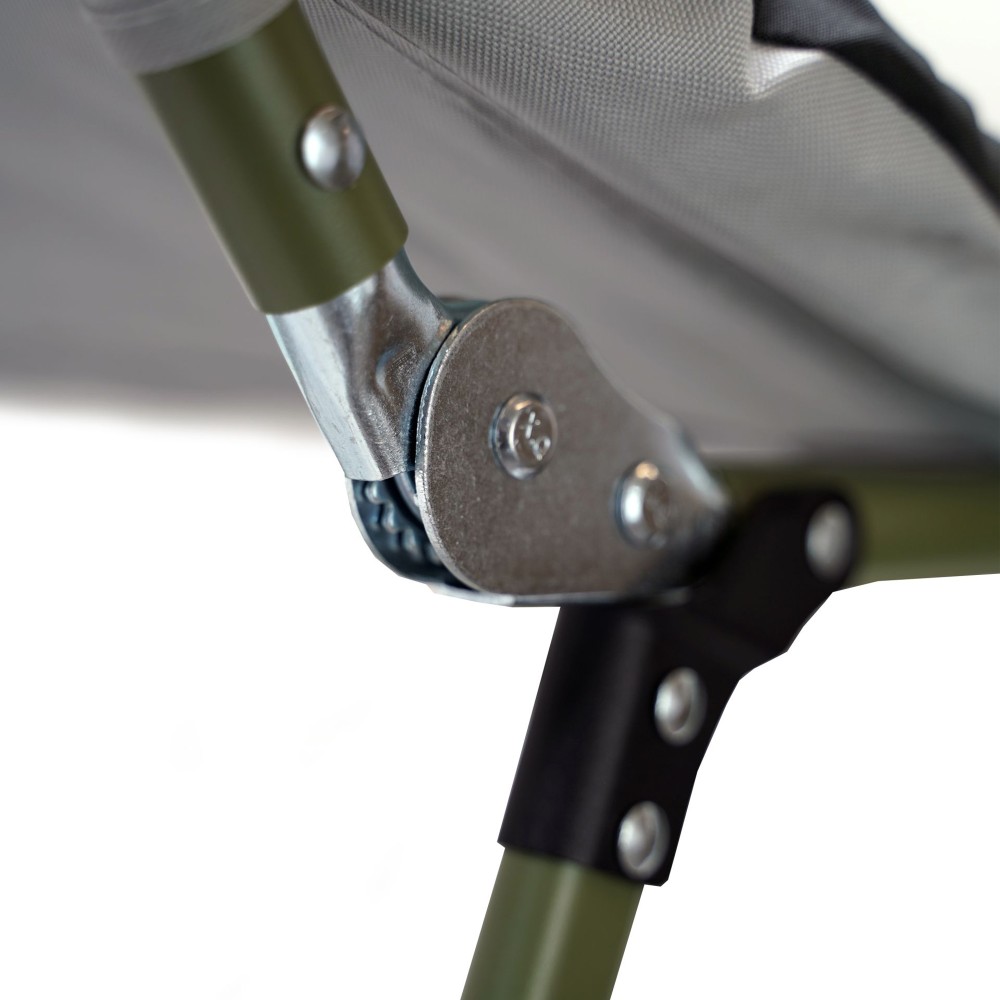 NAYVER Carp Bedchair 8-leg